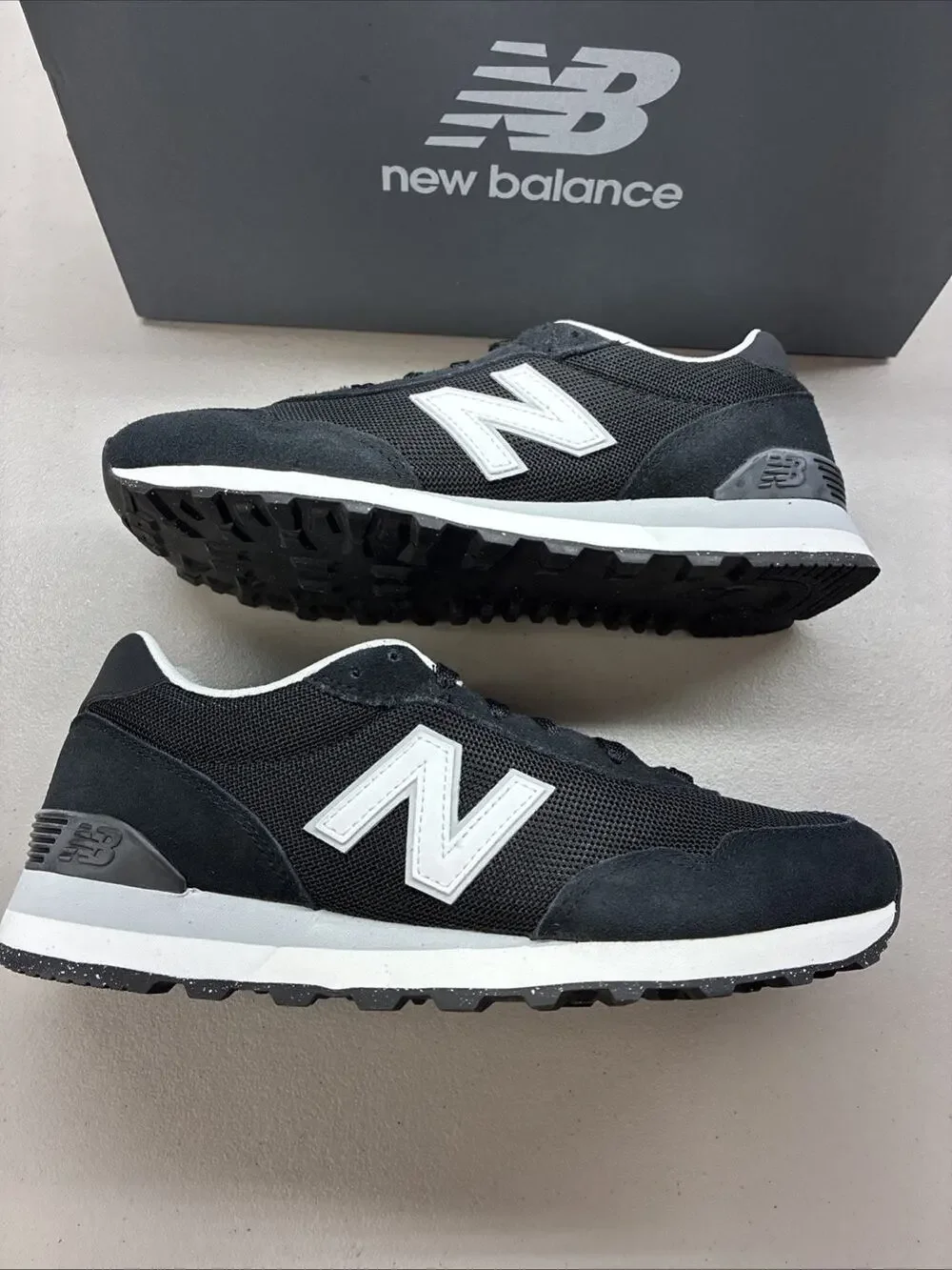 New Balance 515 Shoes Women Size 8.5 Black White Running Sneakers WL615BLK Box